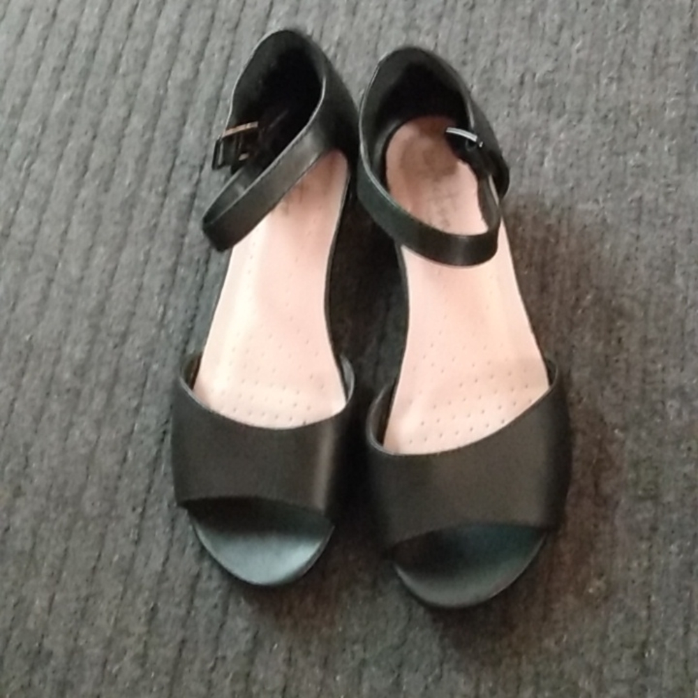Black Leather Ankle Strap Sandals with Slight Heel